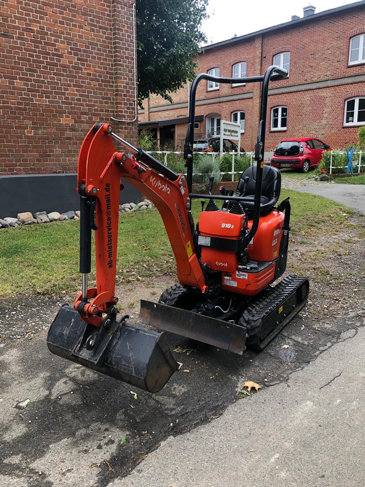 Minibagger mieten ab MIETSERVICE